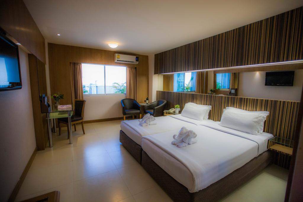 Golden City Rayong Hotel Экстерьер фото